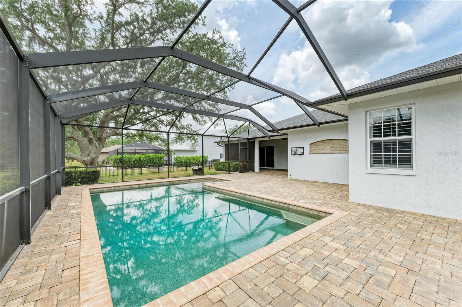 COUNTRY CREEK PH I - Residential Lease