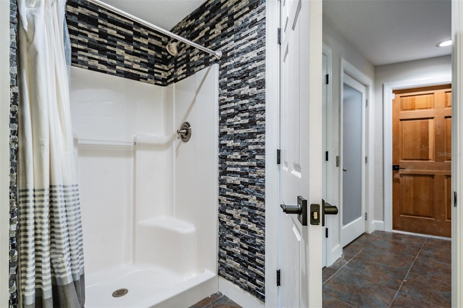 VAN WINKLES SUB - Residential