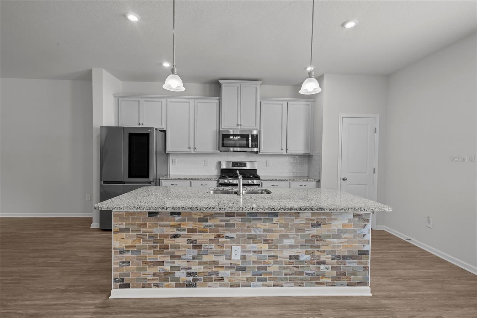 ASTURIA PH 3 - Residential