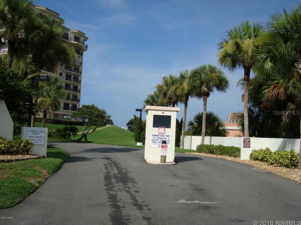 Diamond Head Point Condo - Residential