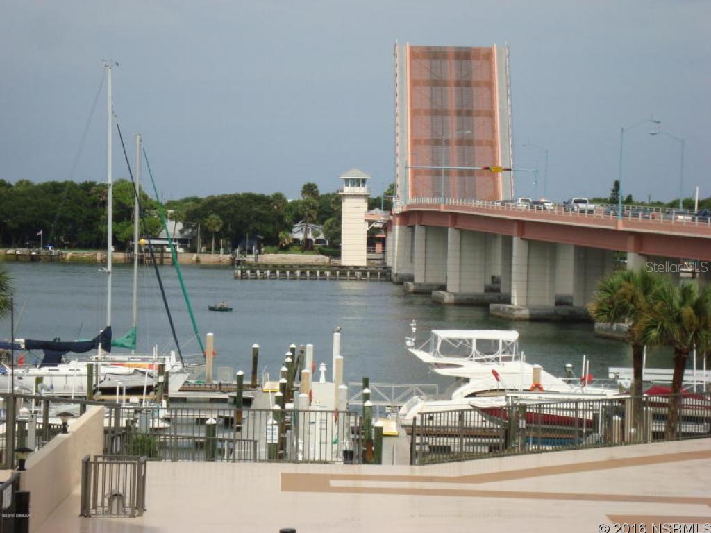 Diamond Head Point Condo - Residential