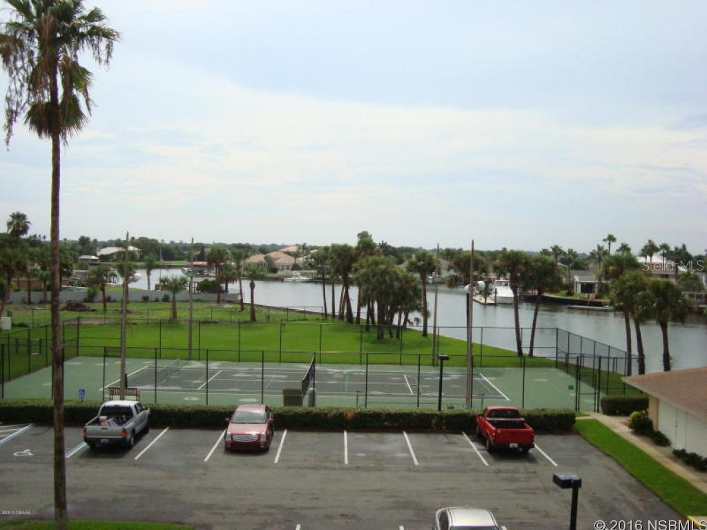 Diamond Head Point Condo - Residential