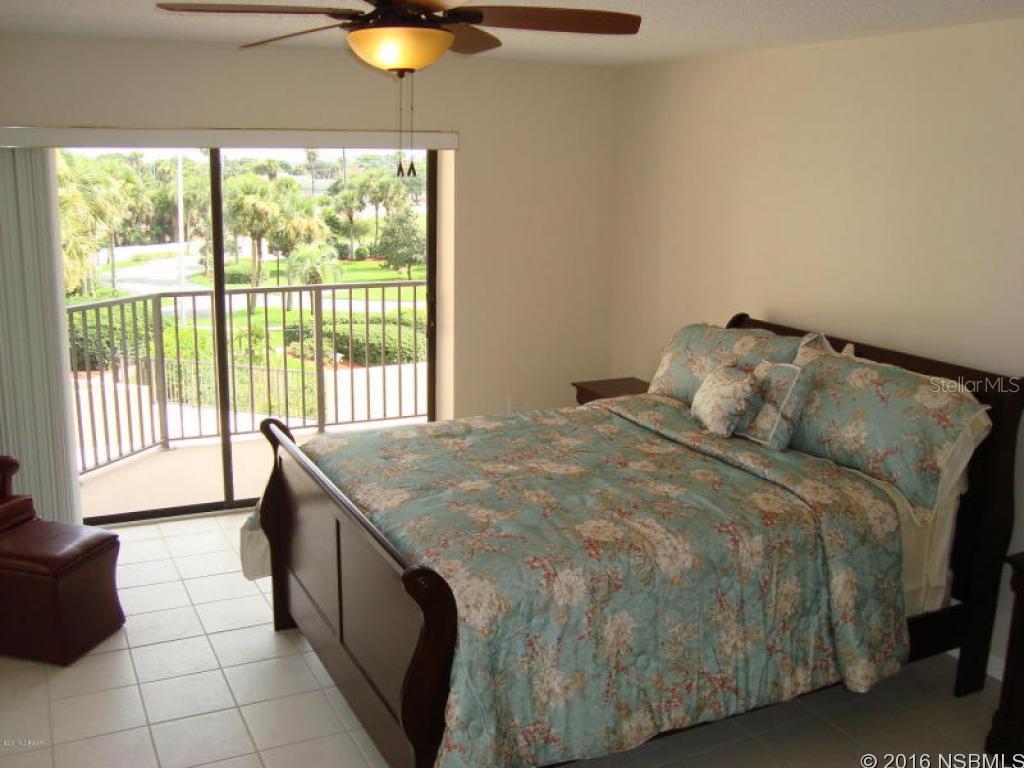 Diamond Head Point Condo - Residential
