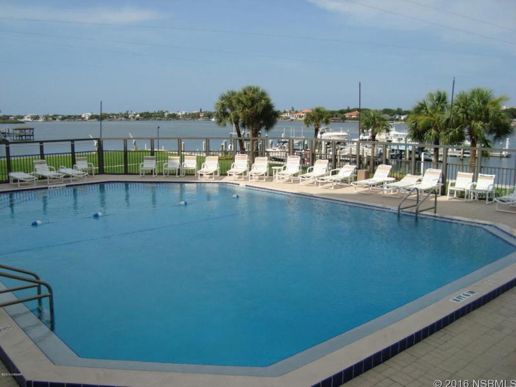 Diamond Head Point Condo - Residential