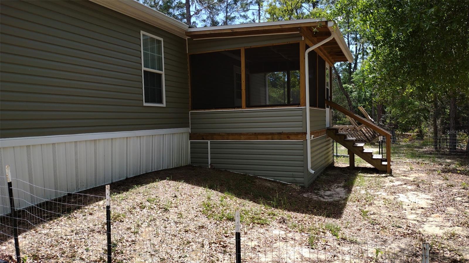 MELROSE LANDING - Residential