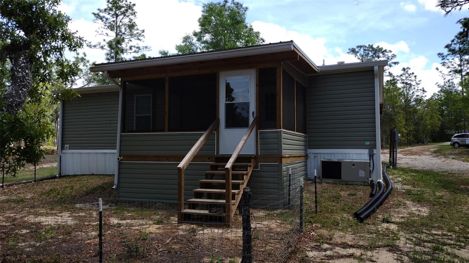 MELROSE LANDING - Residential