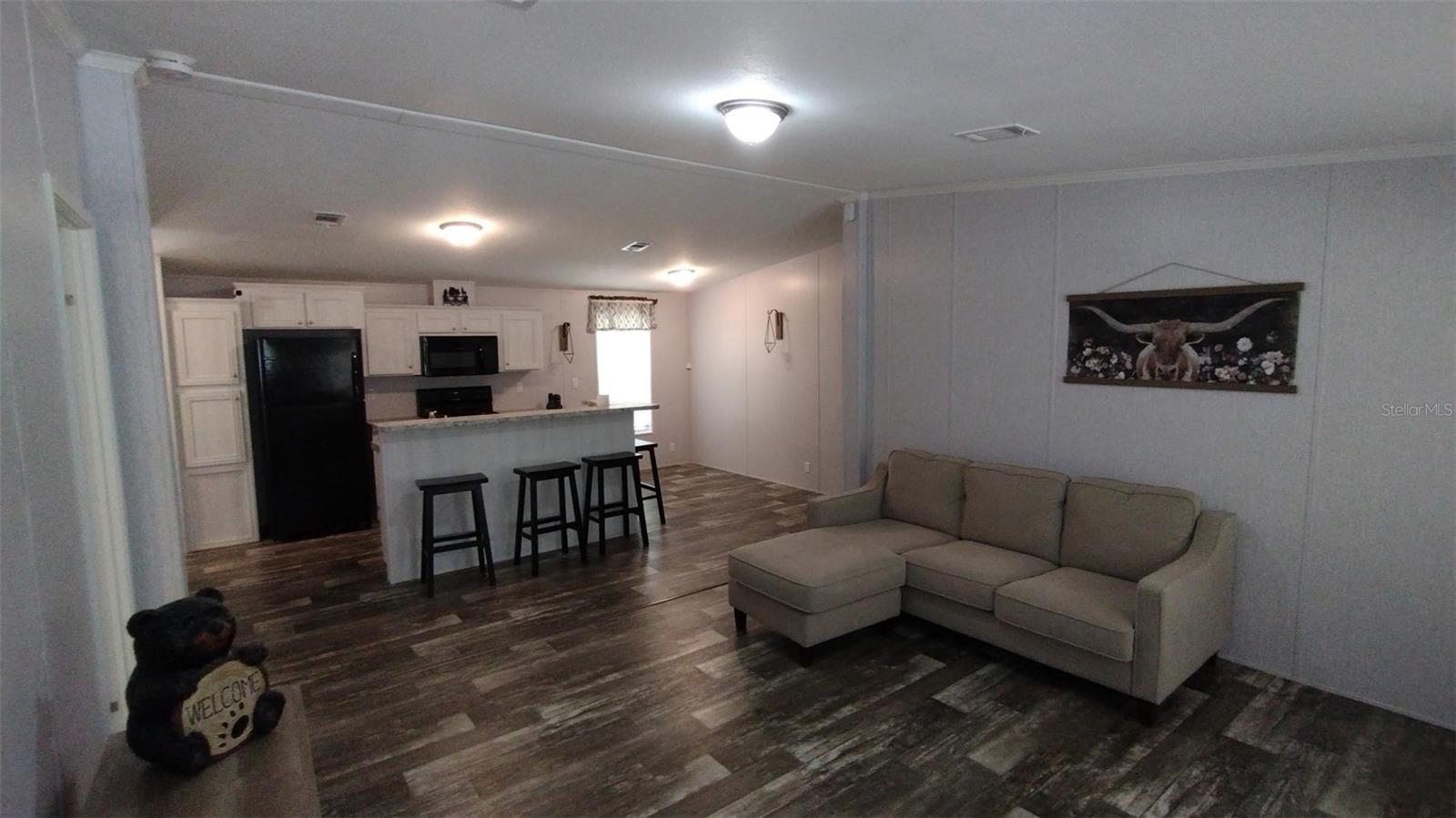 MELROSE LANDING - Residential