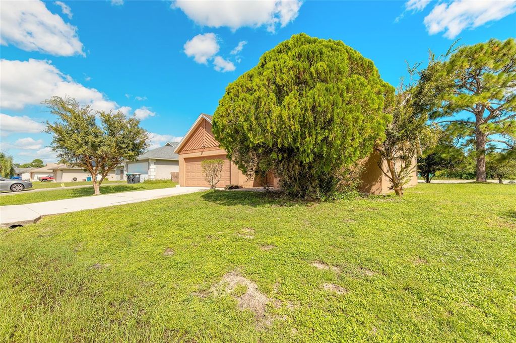 Photo of 1287 Dallam Avenue NW, Palm Bay, FL 32907 (MLS # V4945273)