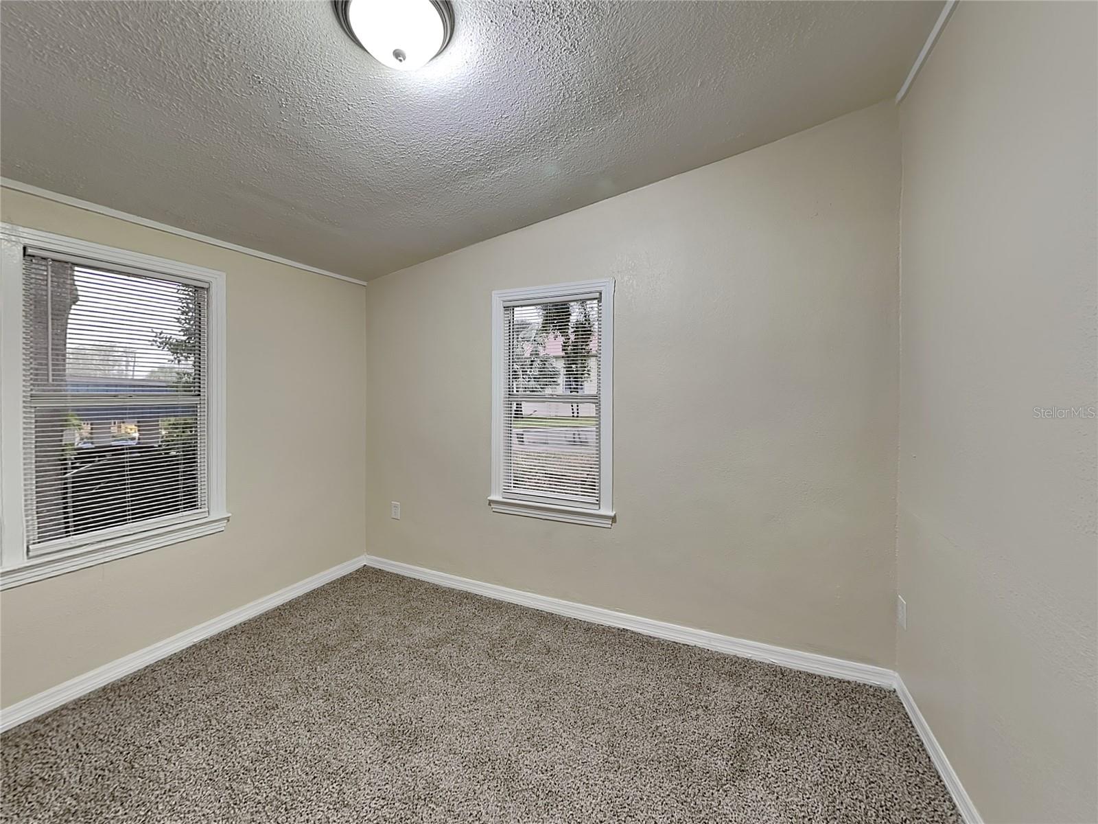 KNOLLWOOD REP - Residential Lease