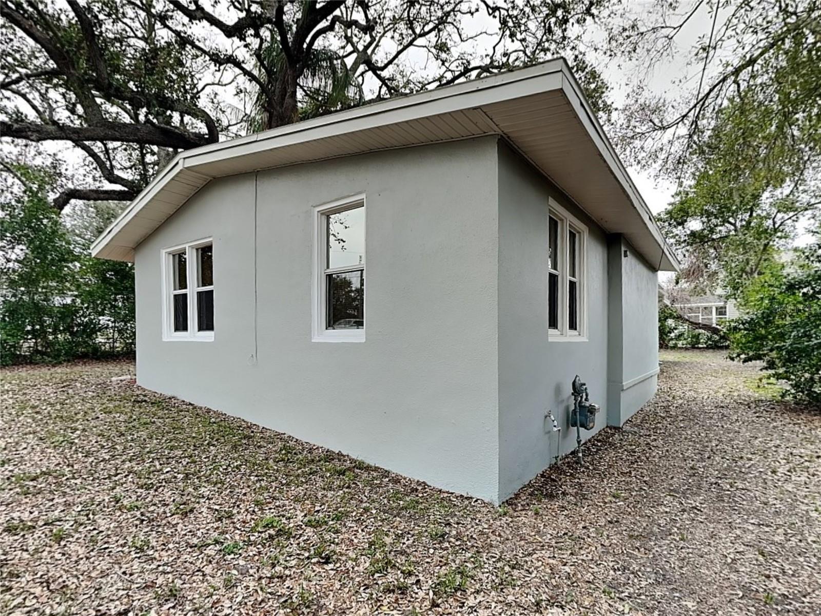KNOLLWOOD REP - Residential Lease