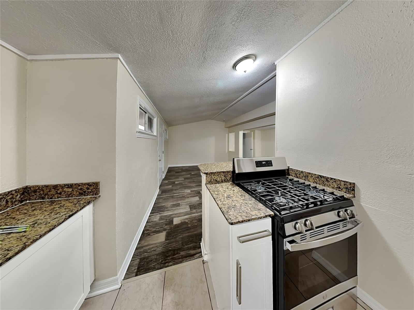 KNOLLWOOD REP - Residential Lease