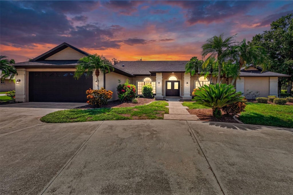 Photo of 2941 Wilderness Boulevard E, Parrish, FL 34219 (MLS # TB8532123)