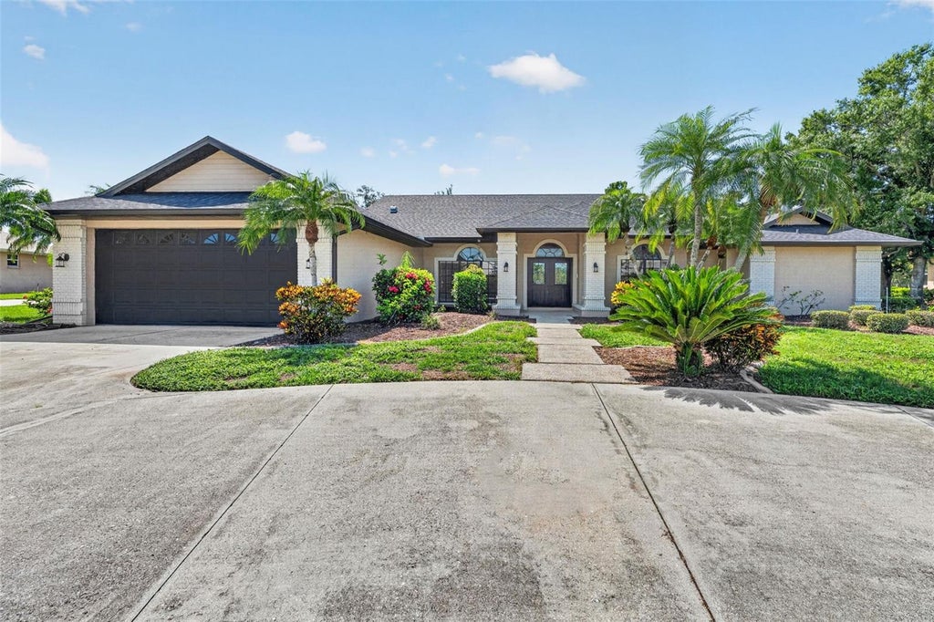 Photo of 2941 Wilderness Boulevard E, Parrish, FL 34219 (MLS # TB8532123)
