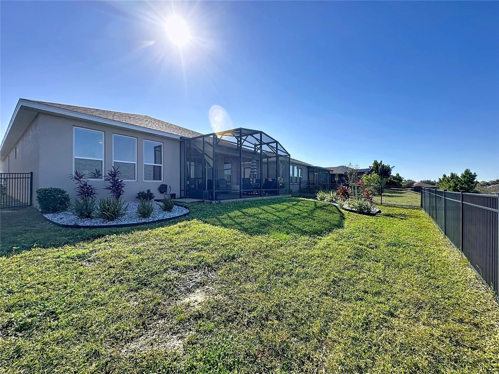 CASCADES OF GROVELAND (TRILOGY) - Residential