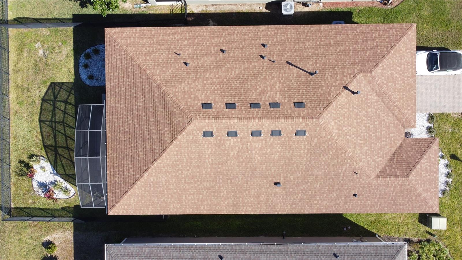 CASCADES OF GROVELAND (TRILOGY) - Residential