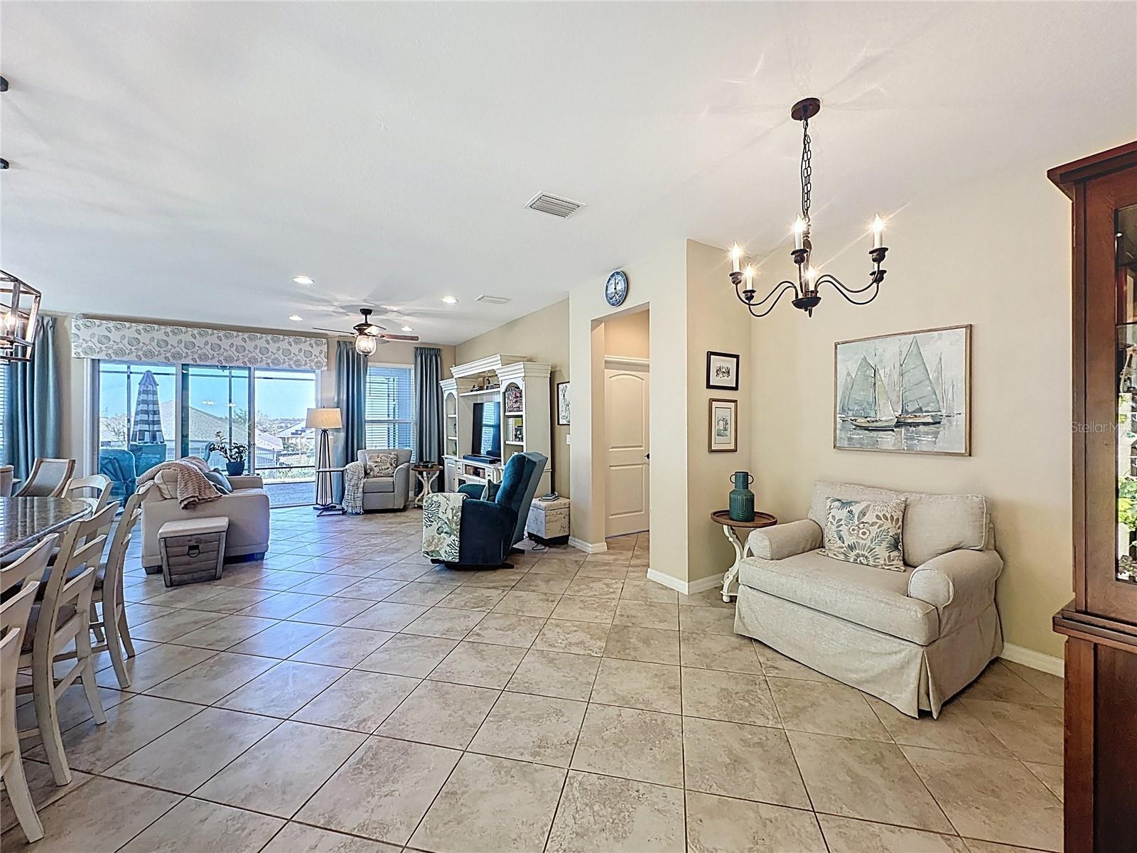 CASCADES OF GROVELAND (TRILOGY) - Residential