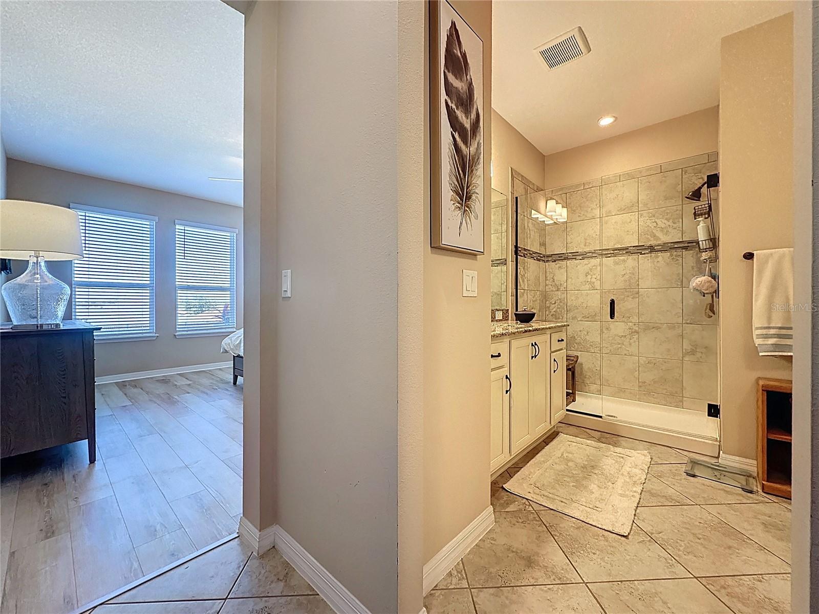 CASCADES OF GROVELAND (TRILOGY) - Residential