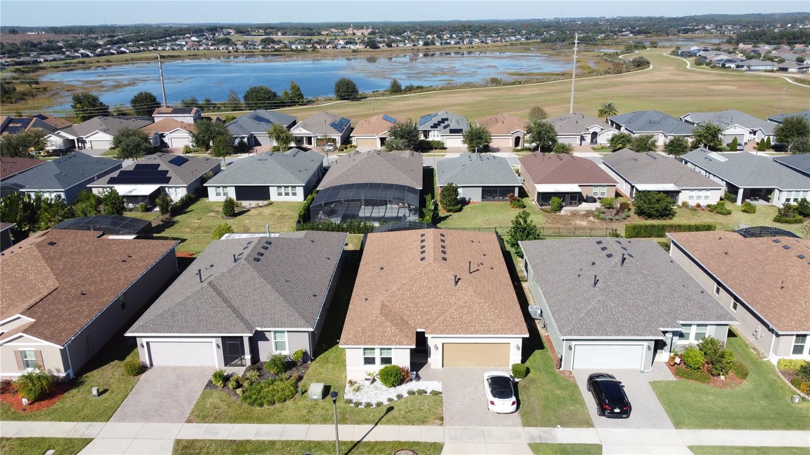 CASCADES OF GROVELAND (TRILOGY) - Residential