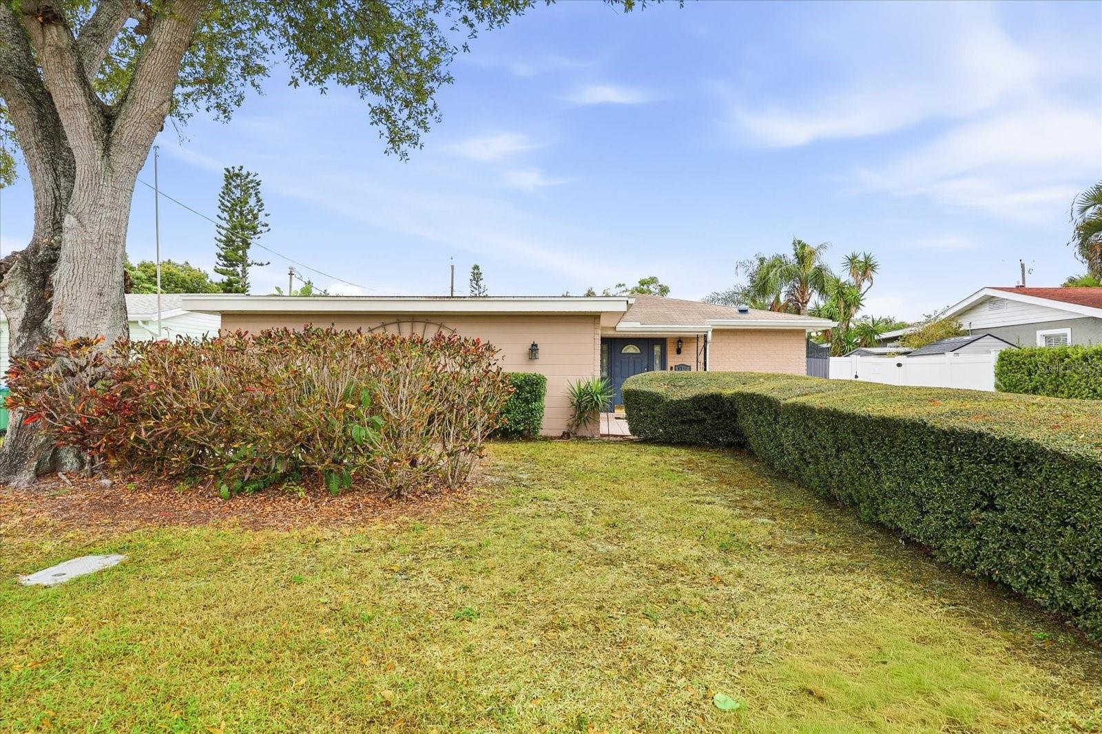 BLOSSOM LAKE VILLAGE SEC 3 - Residential