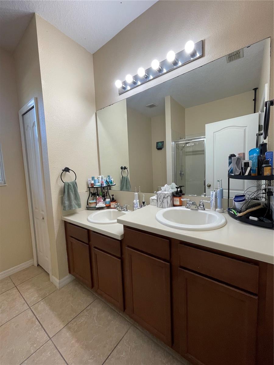 PICKETT RESERVE - Residential