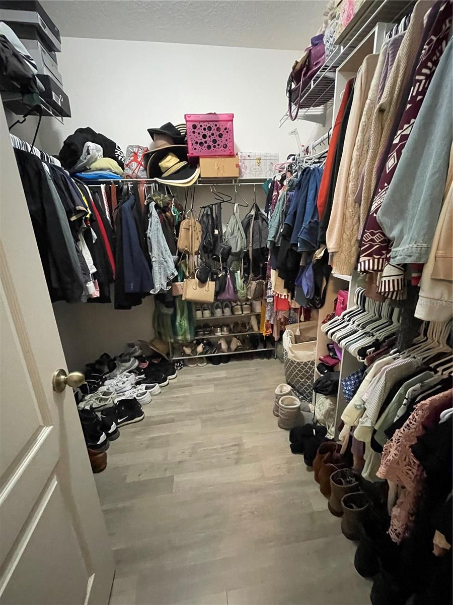 PICKETT RESERVE - Residential