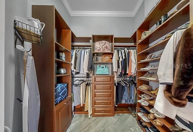 MIRABAY PH 3B-2 - Residential