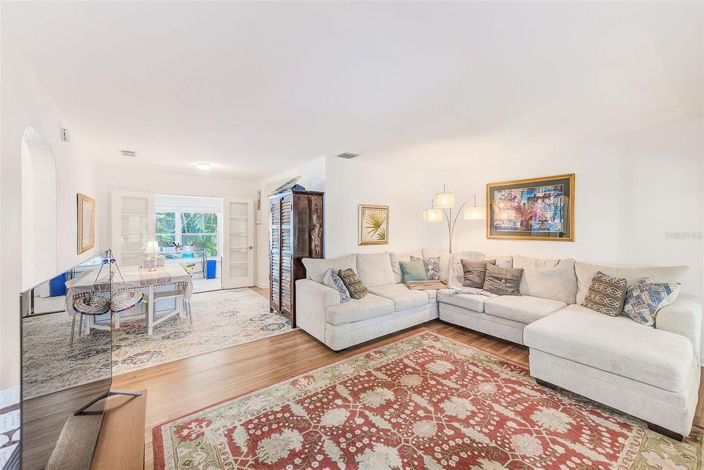 Photo of 240 Mateo Way NE, St Petersburg, FL 33704 (MLS # TB8471055)