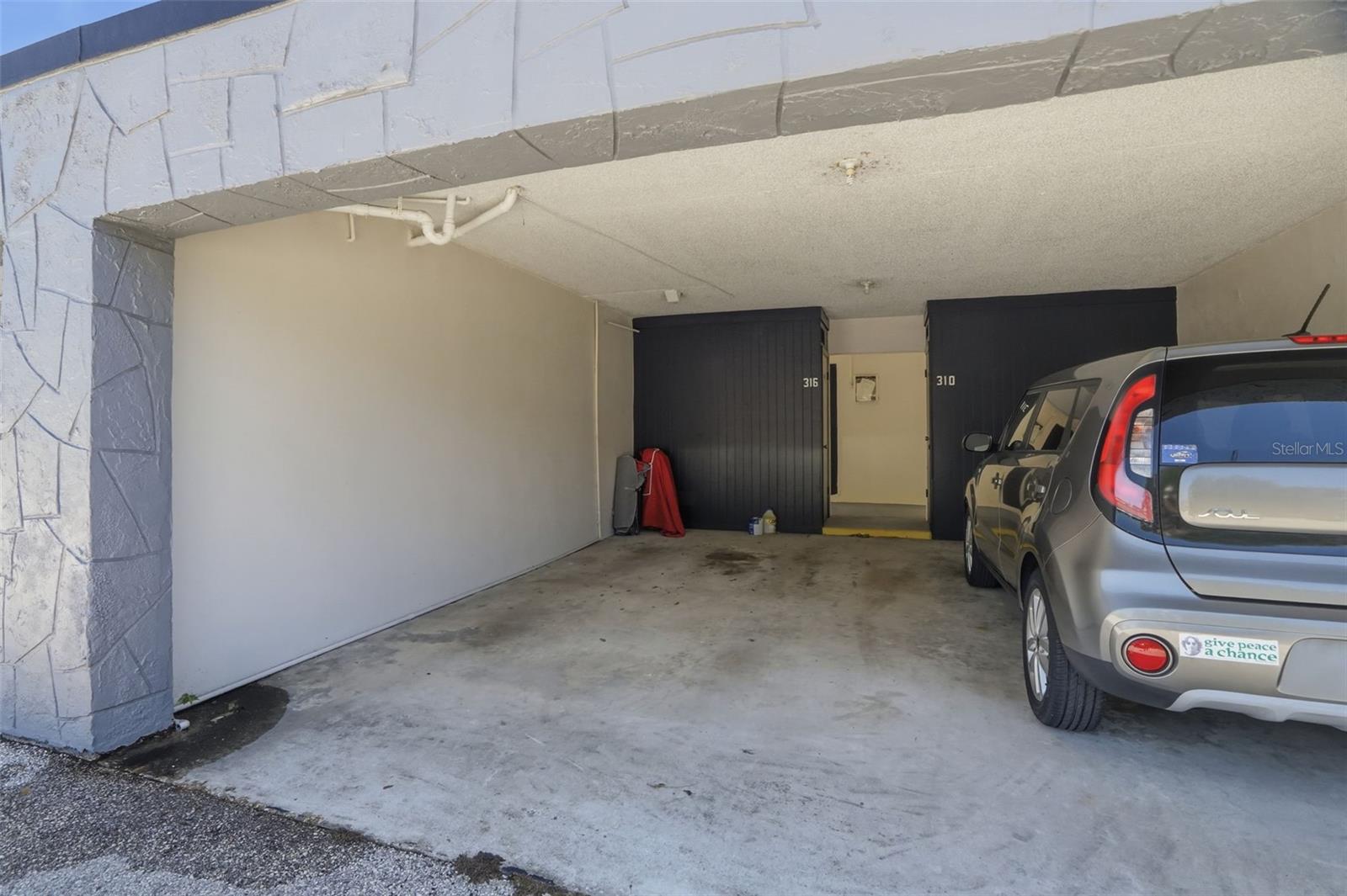 KING ARTHURS COURT CONDO - Residential