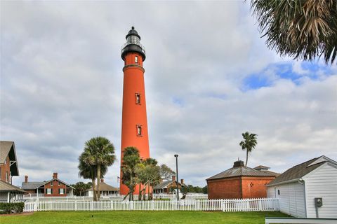 A home in PONCE INLET