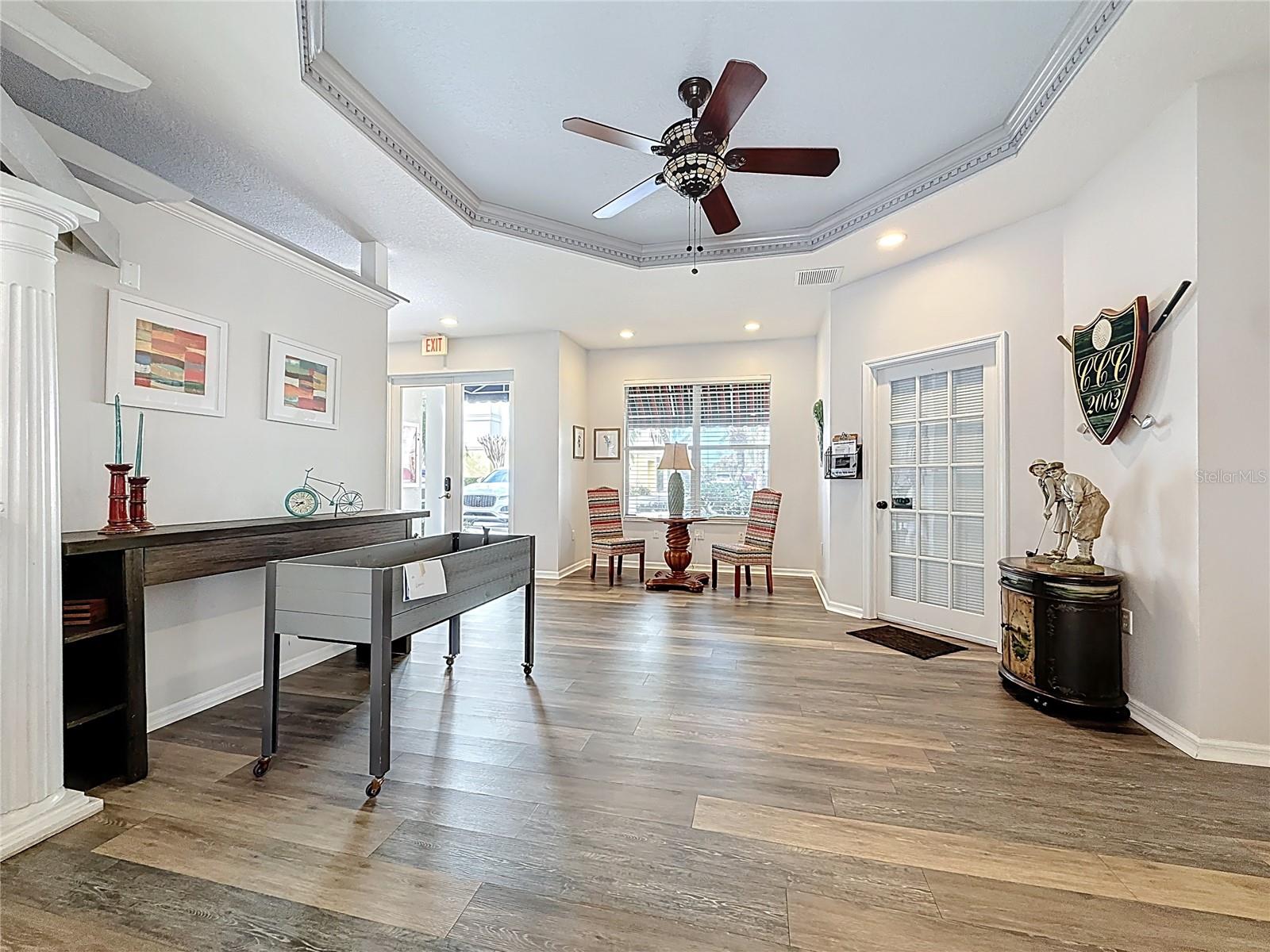 COUNTRY CLUB CONDO AT EAST BAY - Residential