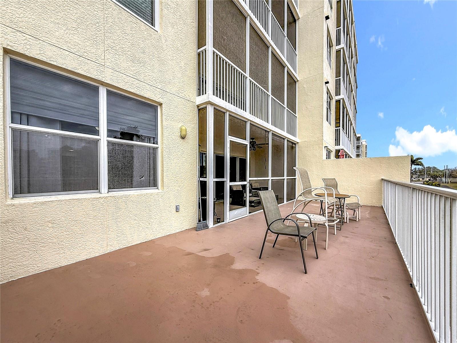 COUNTRY CLUB CONDO AT EAST BAY - Residential