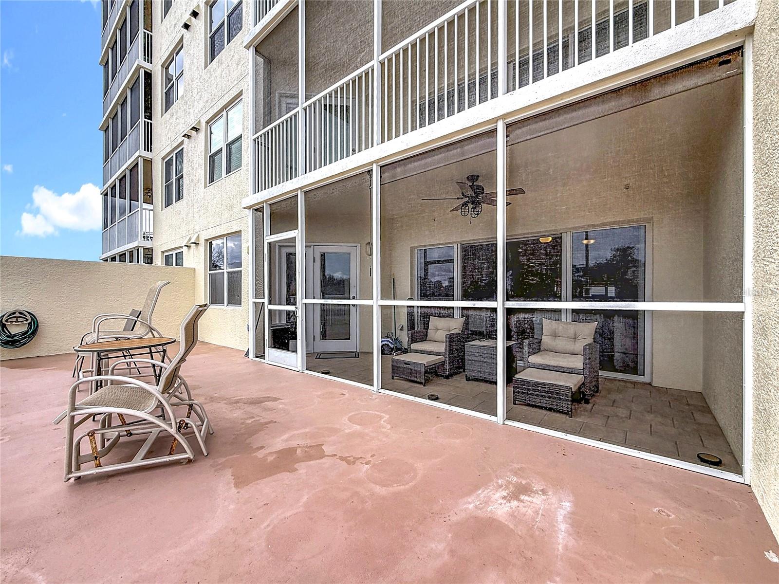 COUNTRY CLUB CONDO AT EAST BAY - Residential