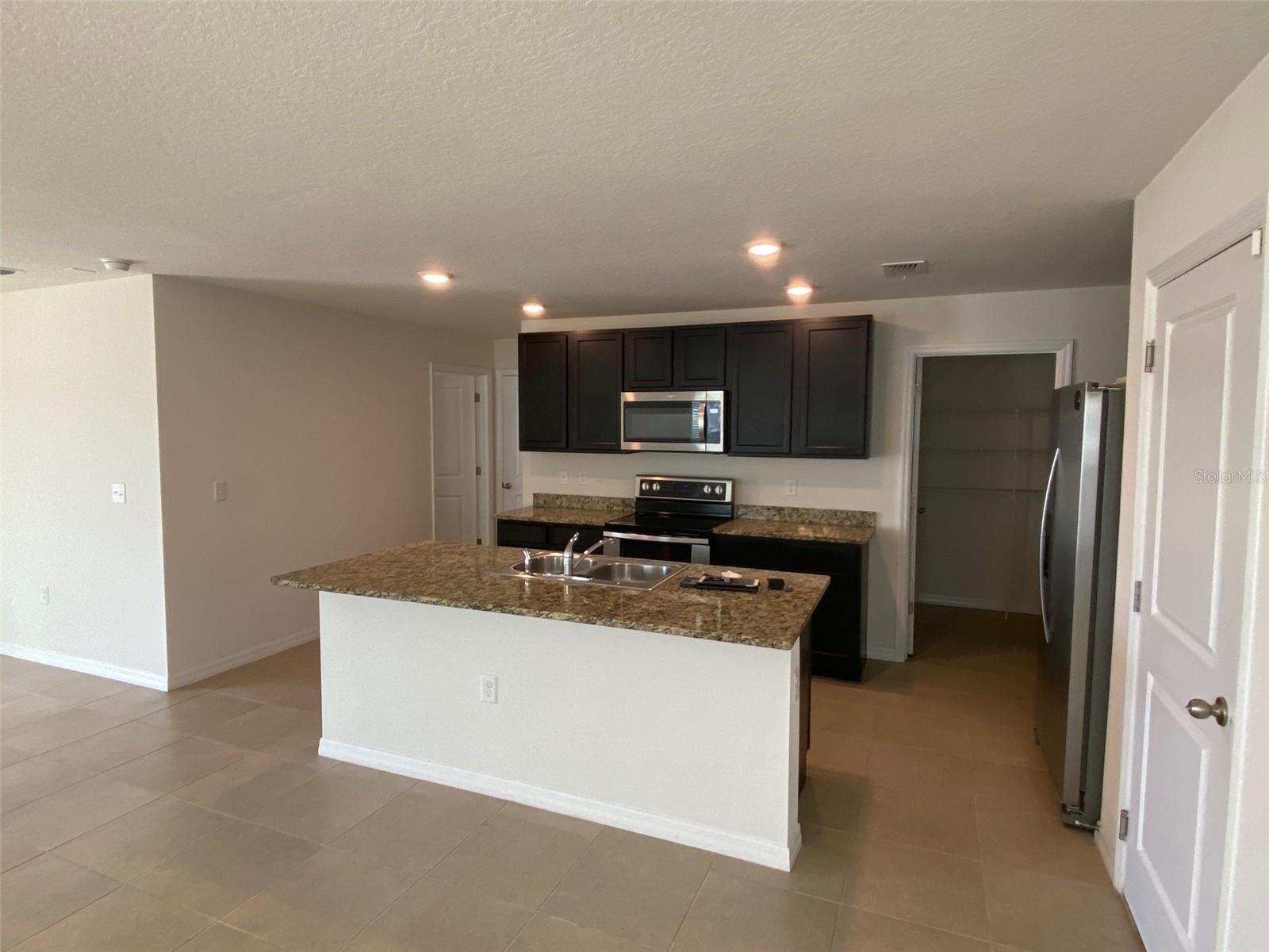 SHELL COVE PH 1 - Residential Lease