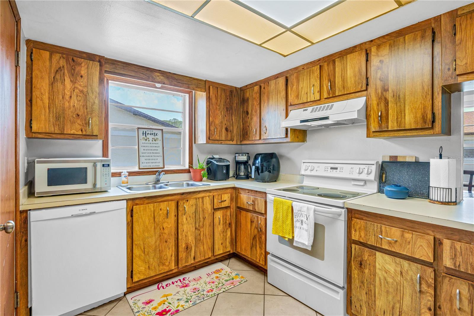 BRISTOL BAY CONDO - Residential
