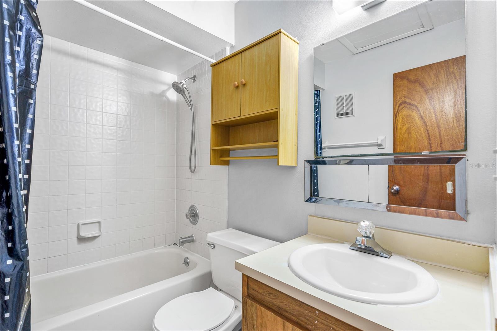 BRISTOL BAY CONDO - Residential