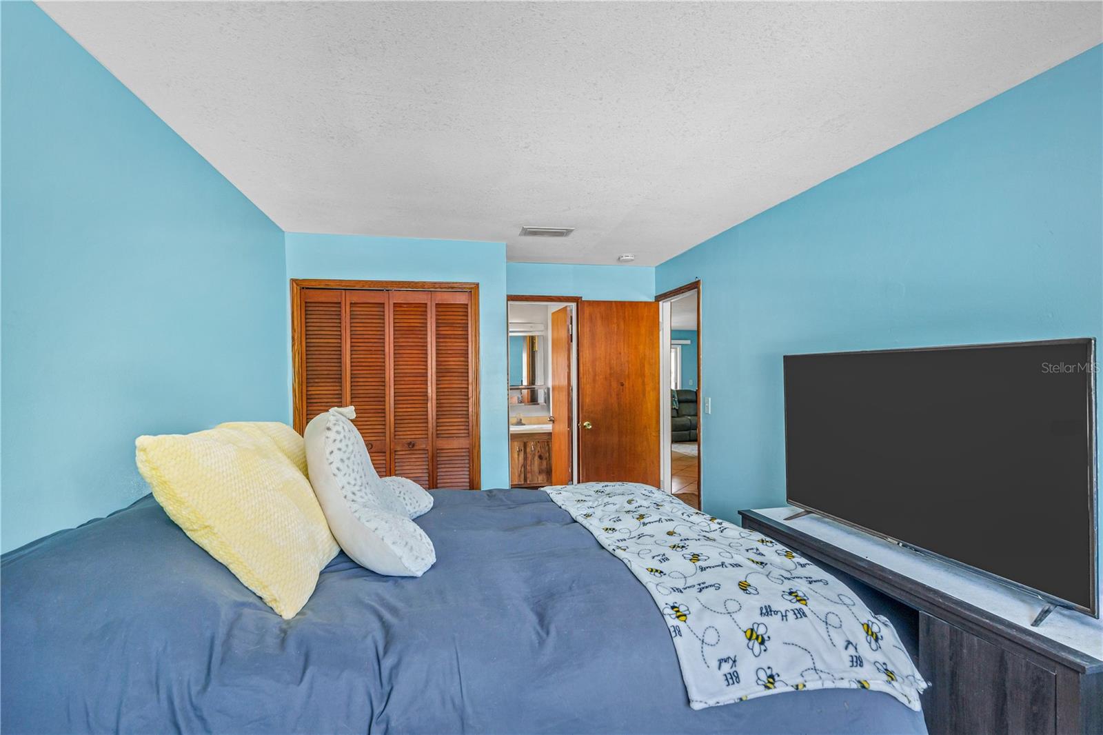 BRISTOL BAY CONDO - Residential