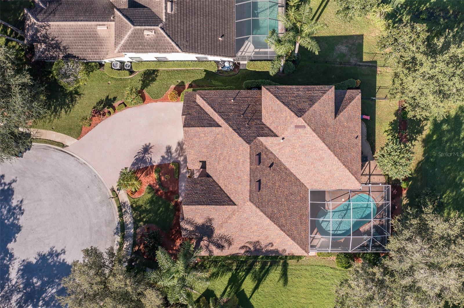 CHAMPIONS CLUB - Residential