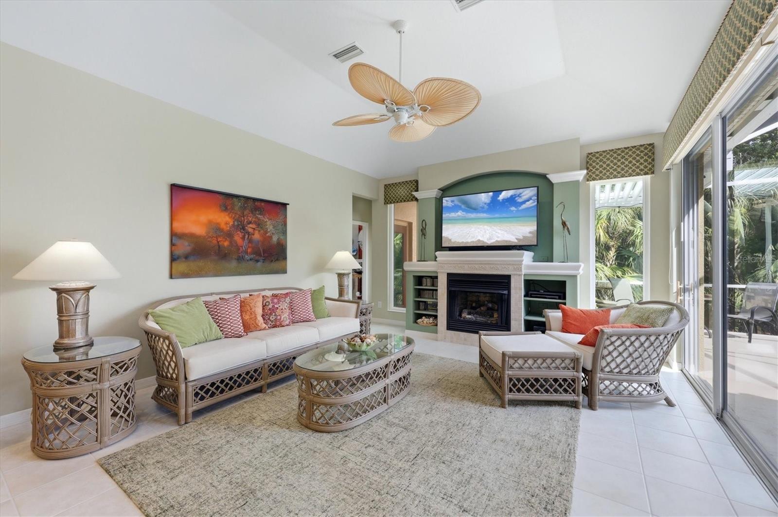 EDGEWATER VILLAGE SUBPHASE B - Residential