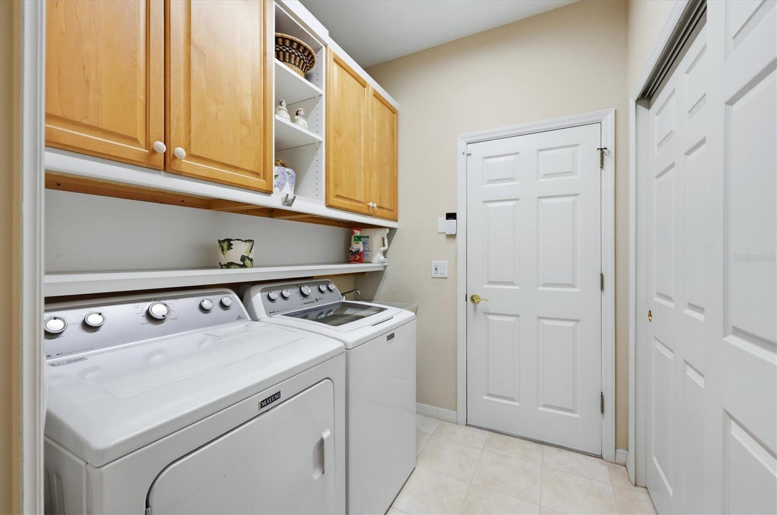 EDGEWATER VILLAGE SUBPHASE B - Residential