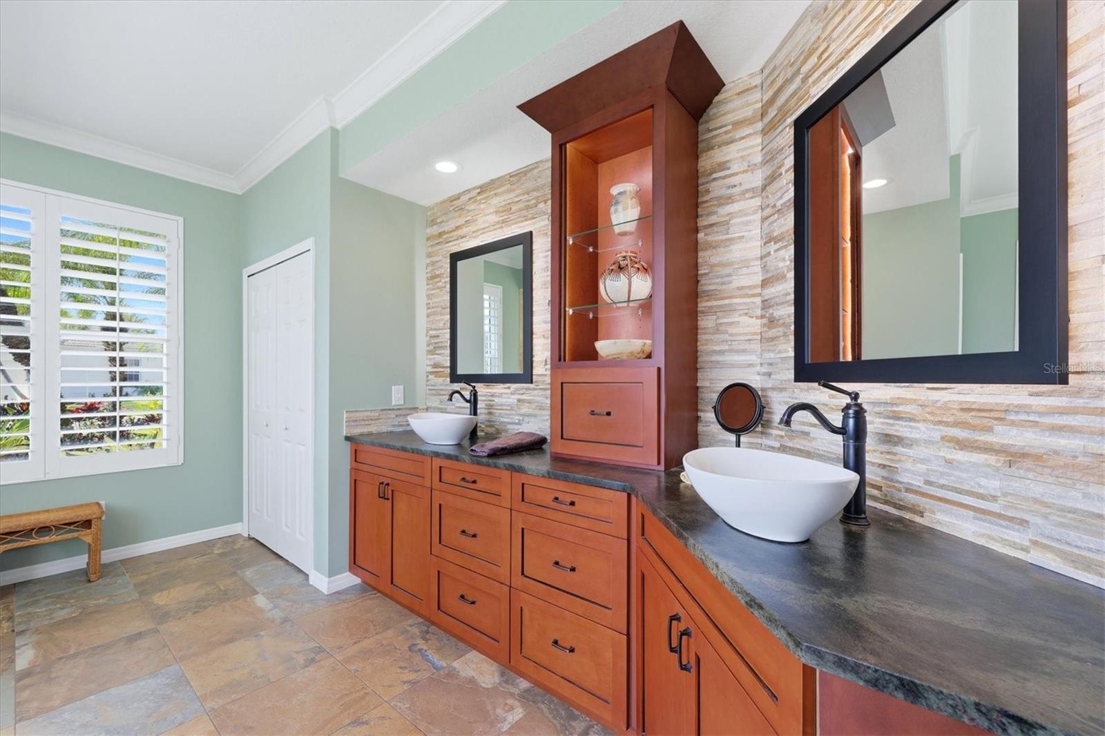 EDGEWATER VILLAGE SUBPHASE B - Residential