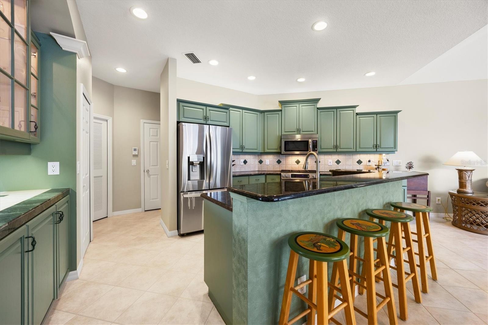 EDGEWATER VILLAGE SUBPHASE B - Residential