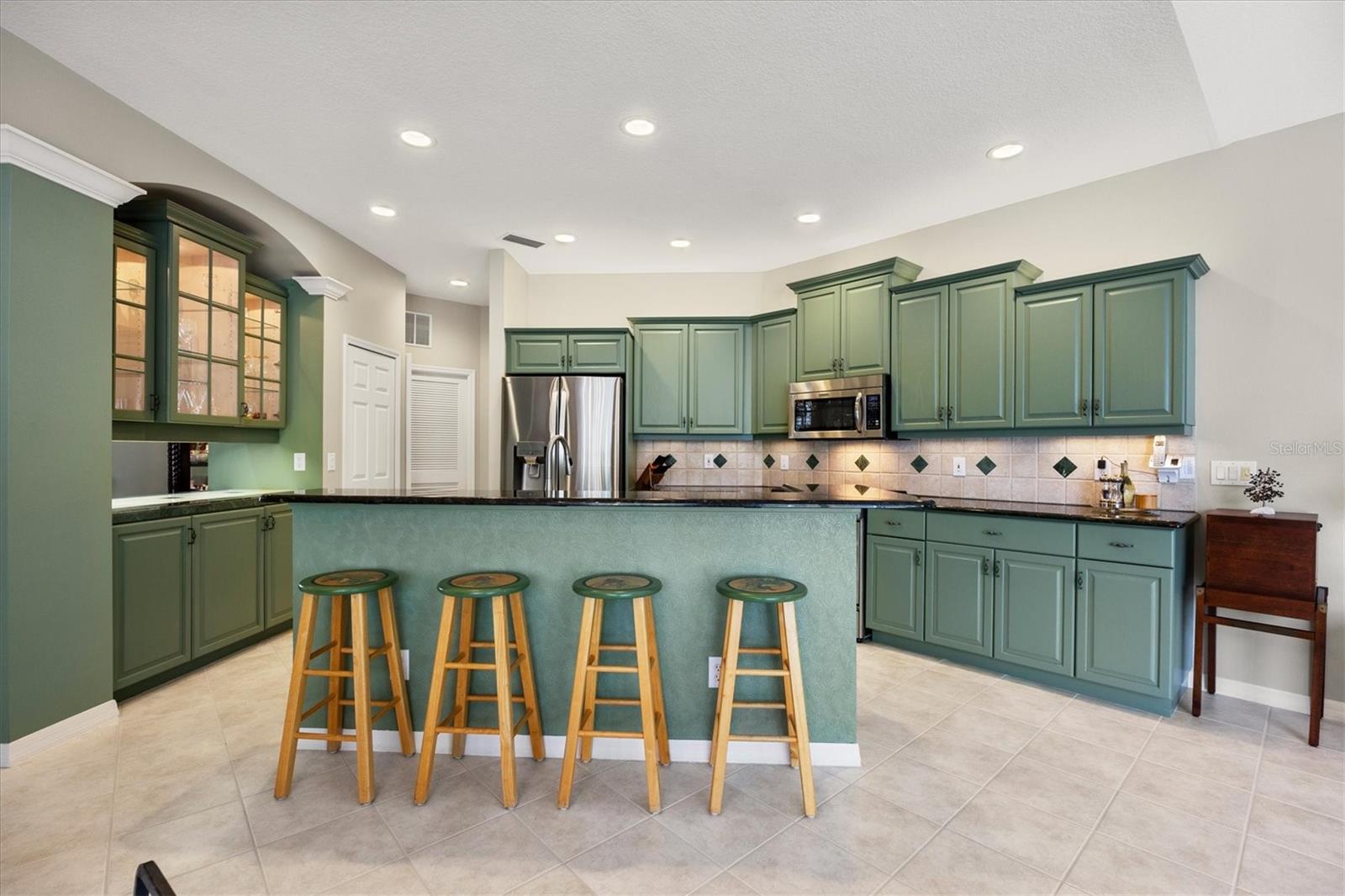 EDGEWATER VILLAGE SUBPHASE B - Residential