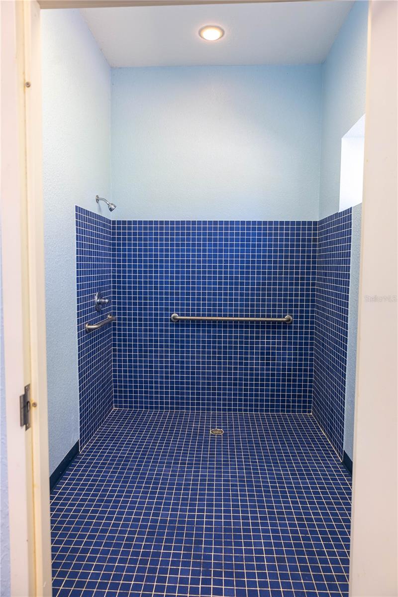 OAKHURST PROFESSIONAL PARK - Commercial Lease