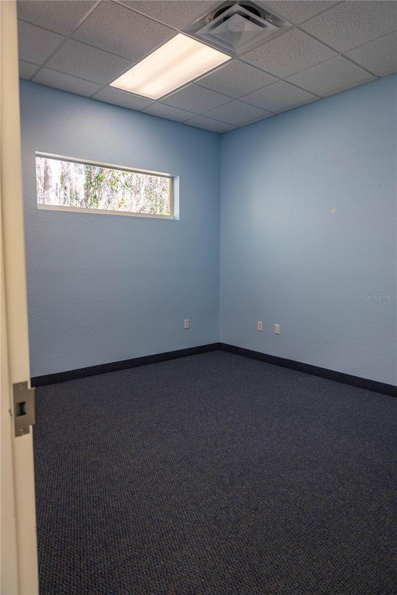 OAKHURST PROFESSIONAL PARK - Commercial Lease