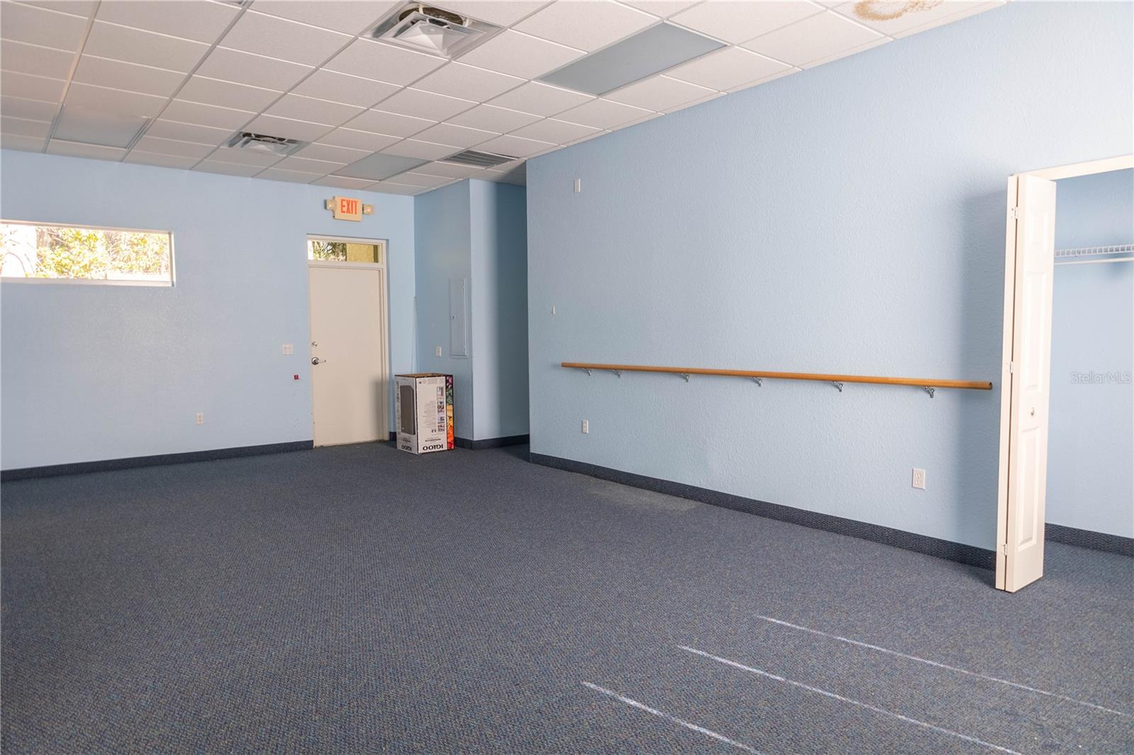 OAKHURST PROFESSIONAL PARK - Commercial Lease