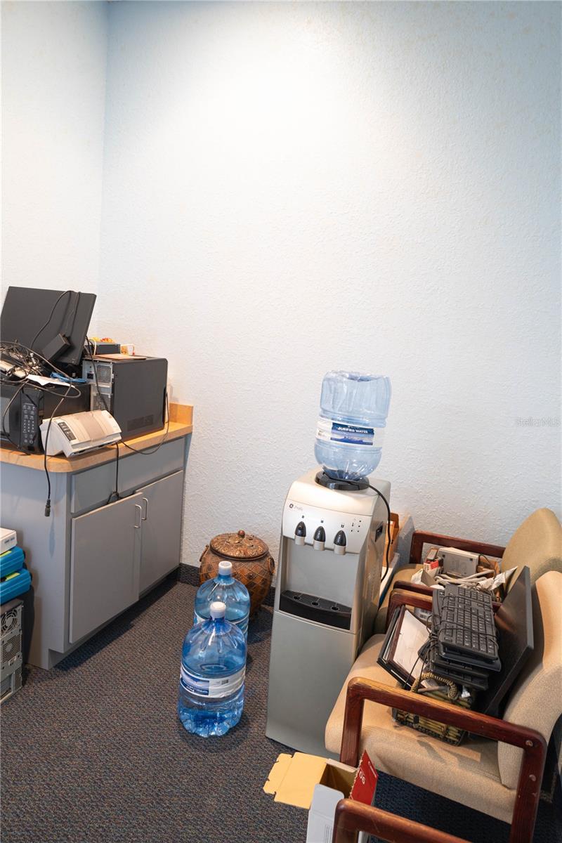 OAKHURST PROFESSIONAL PARK - Commercial Lease