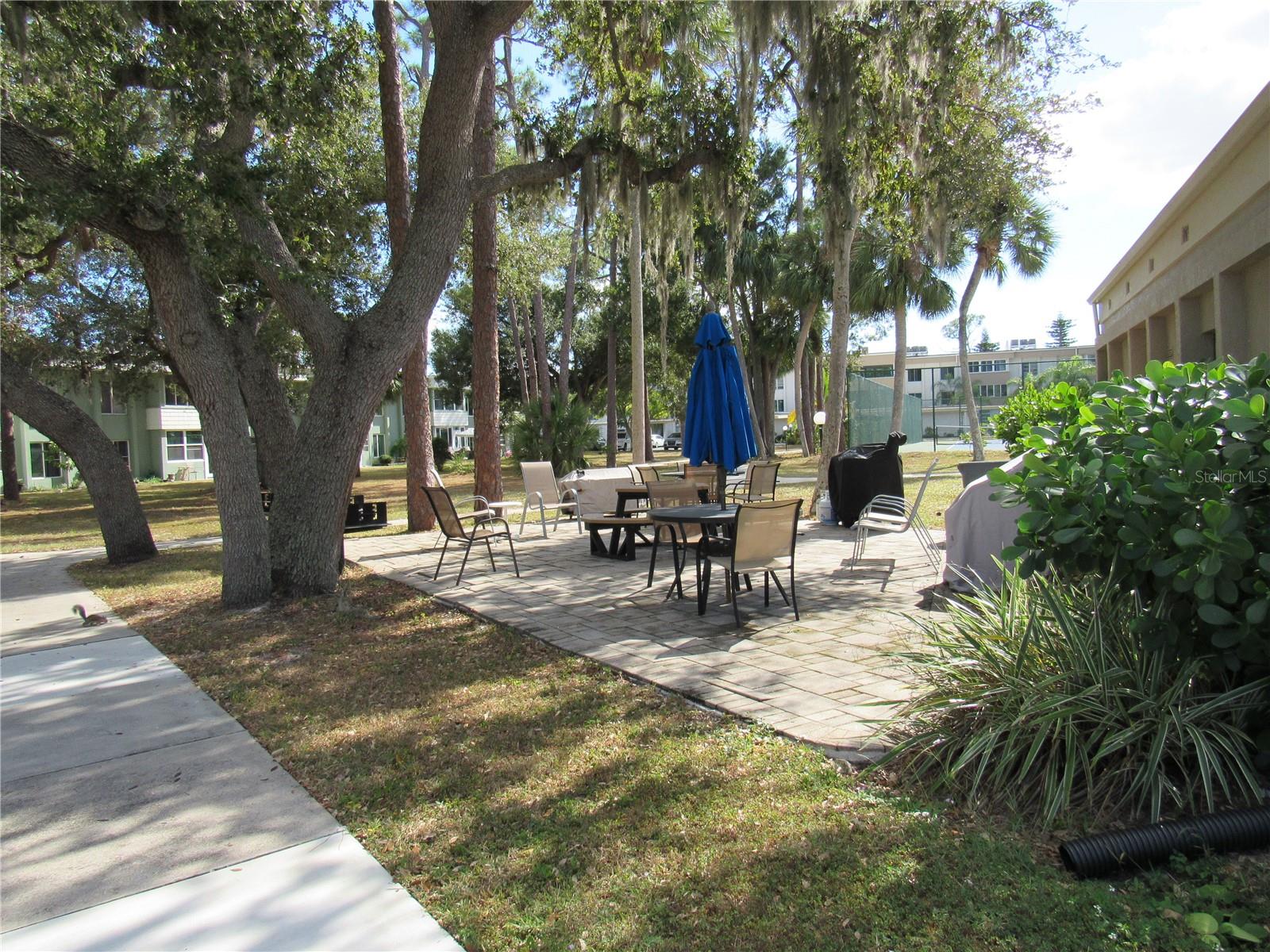 REGENCY HOUSE - Residential