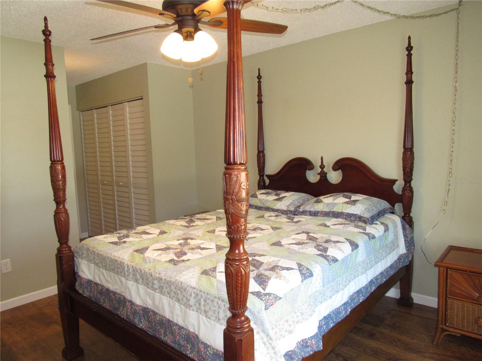 REGENCY HOUSE - Residential