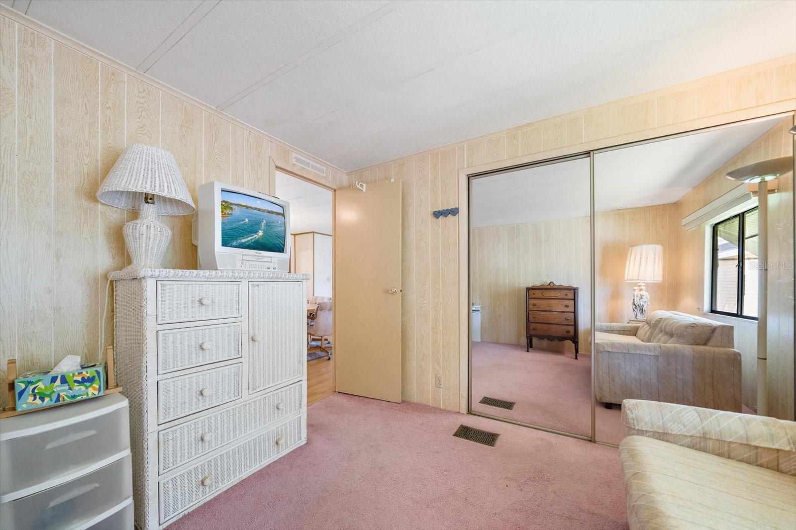 LEISURE LAKE MOBILE HOME PARK CO-OP - Residential