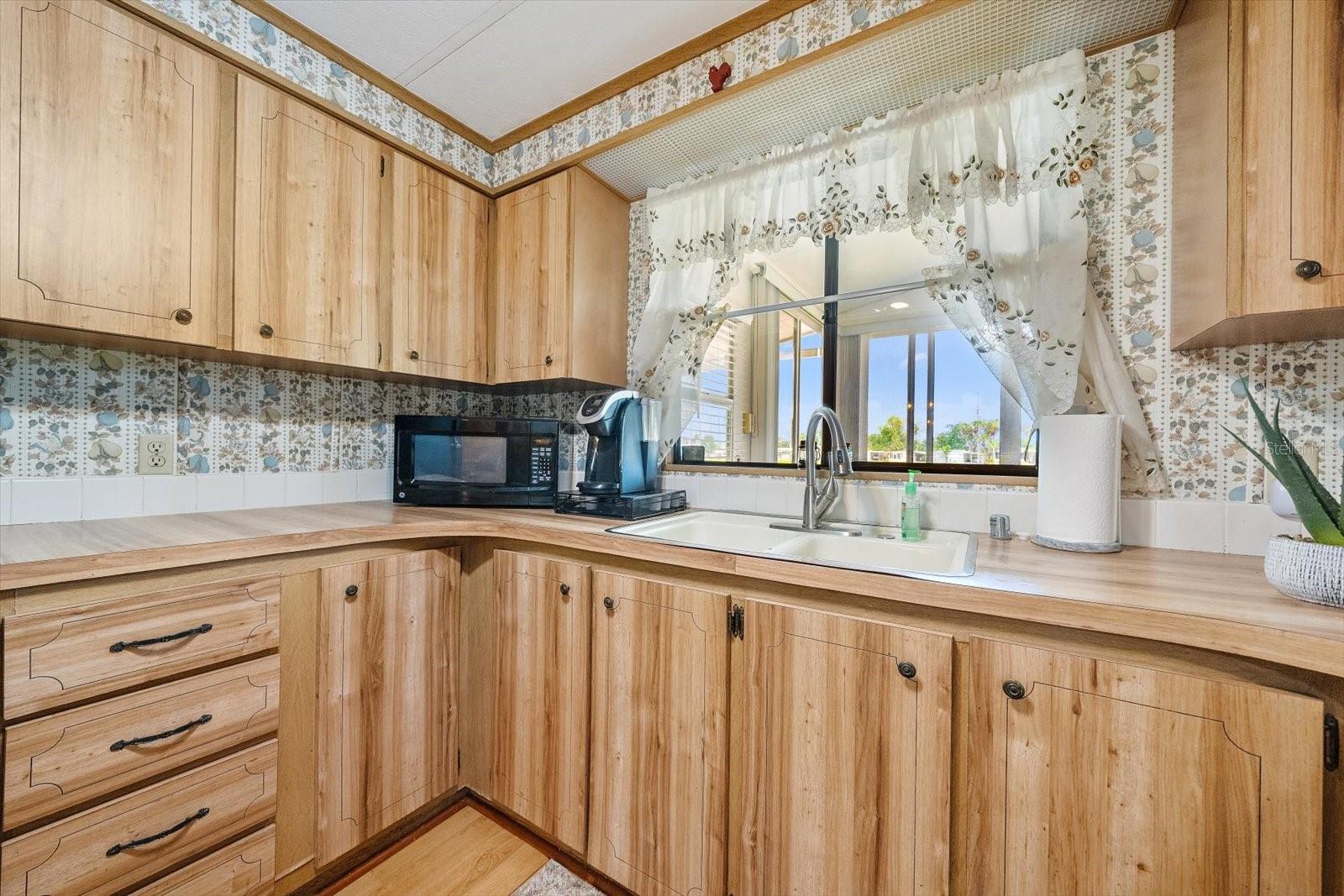 LEISURE LAKE MOBILE HOME PARK CO-OP - Residential